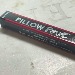 BUXOM PillowPout Creamy Plumping Lip Powder - Turn Me On